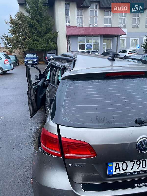 Универсал Volkswagen Passat 2013 в Верхнем Водяном