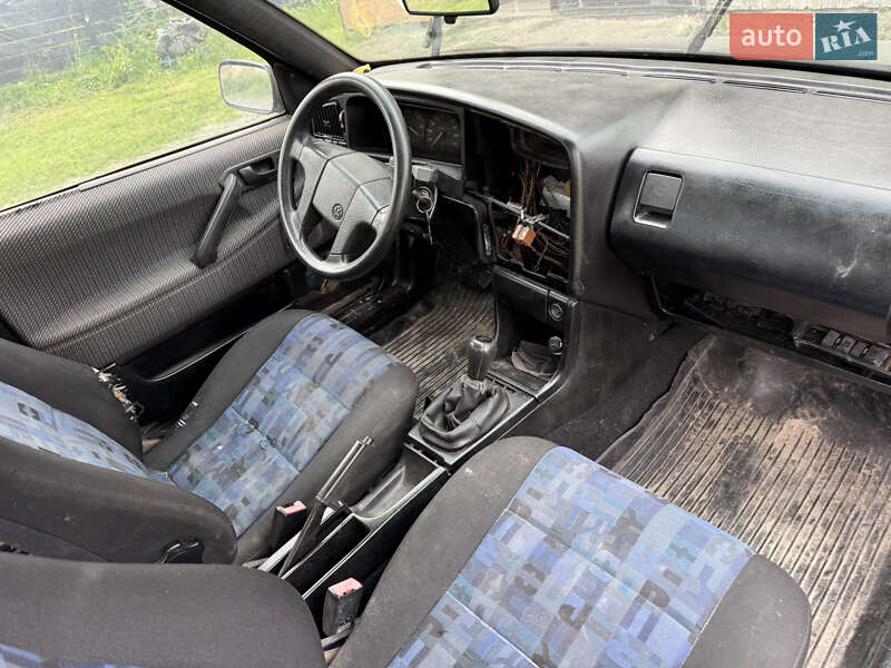 Універсал Volkswagen Passat 1990 в Львові