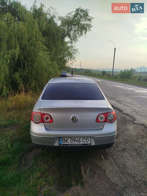 Седан Volkswagen Passat 2005 в Радивилове фото 8 Седан Volkswagen Passat 2005 в Радивилове