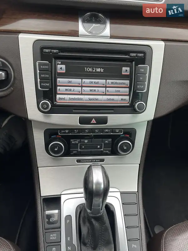 Volkswagen Passat 2011 VIN WVWZZZ3CZCE092593 фото оголошення 12 з 52