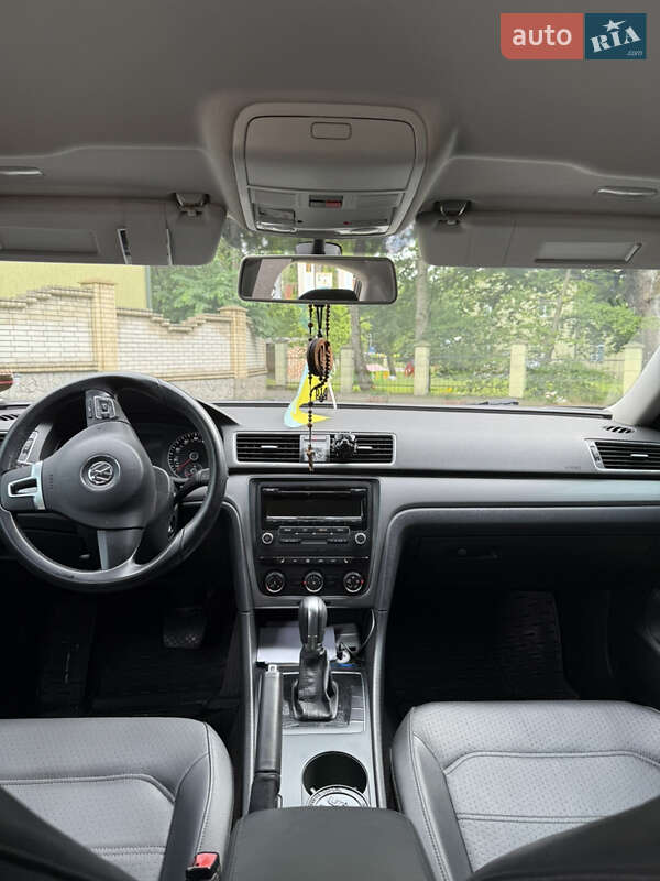 Седан Volkswagen Passat 2014 в Львове фото 2 Седан Volkswagen Passat 2014 в Львове