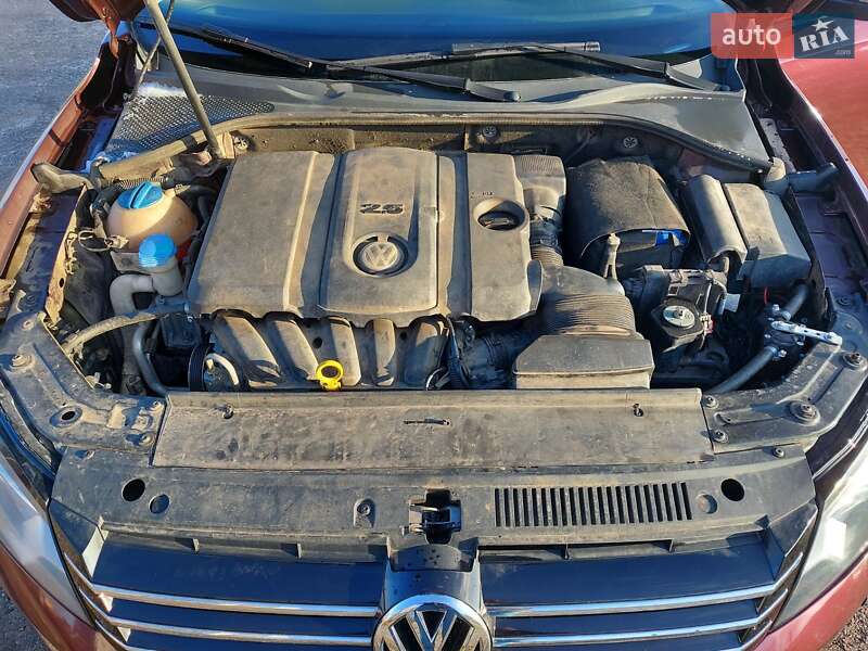 Седан Volkswagen Passat 2013 в Кривом Роге фото 5 Седан Volkswagen Passat 2013 в Кривом Роге