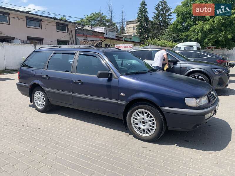 Volkswagen Passat 1994 Volkswagen Passat 1994