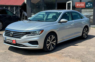 Седан Volkswagen Passat 2021 в Виннице