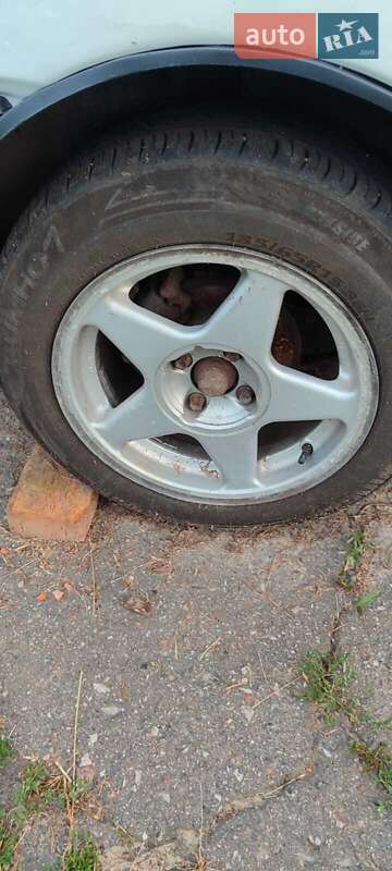 Універсал Volkswagen Passat 1991 в Глухові