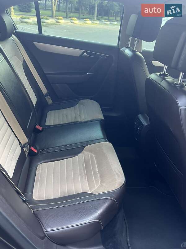 Седан Volkswagen Passat 2013 в Дніпрі фото 9 Седан Volkswagen Passat 2013 в Дніпрі