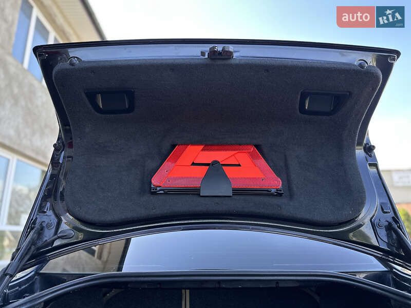 Седан Volkswagen Passat 2000 в Косове