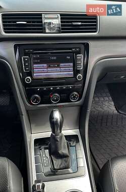 Седан Volkswagen Passat 2014 в Кременчуге