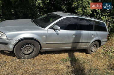 Універсал Volkswagen Passat 2002 в Краматорську