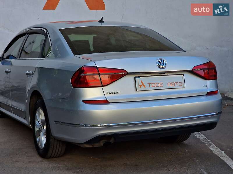 Седан Volkswagen Passat 2016 в Одессе