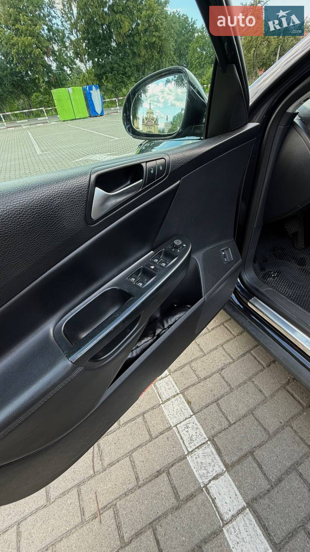 2010 Volkswagen Passat - мініатюра 15