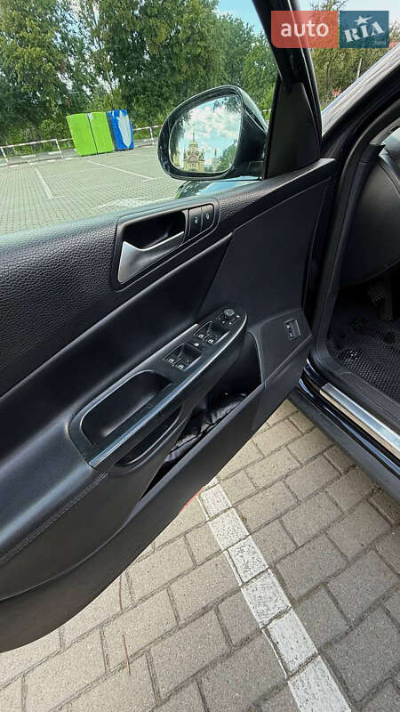 Универсал Volkswagen Passat 2010 в Коломые