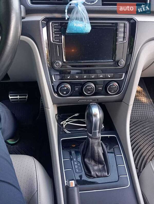 Седан Volkswagen Passat 2017 в Конопнице фото 5 Седан Volkswagen Passat 2017 в Конопнице