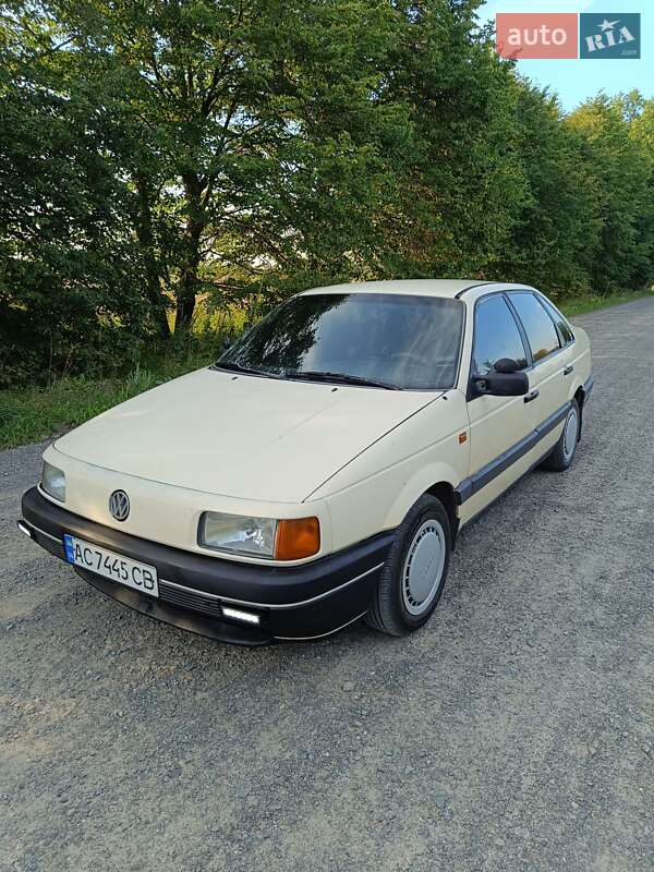 Volkswagen Passat 1991