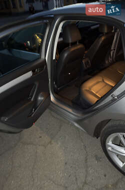 Седан Volkswagen Passat 2013 в 