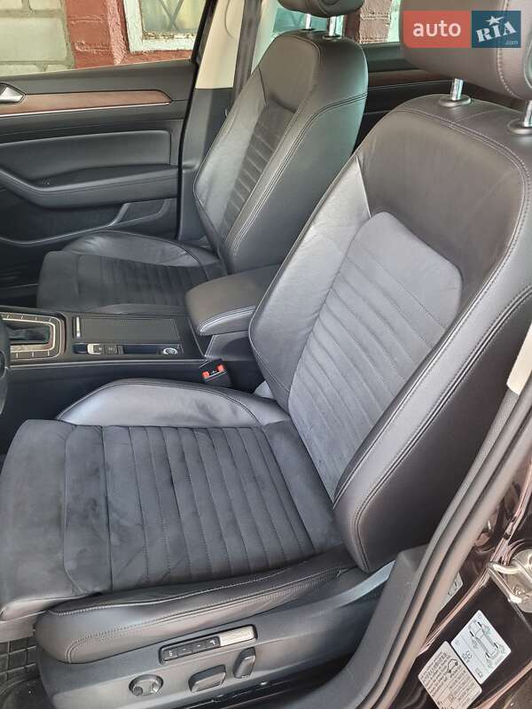 Седан Volkswagen Passat 2017 в Первомайске