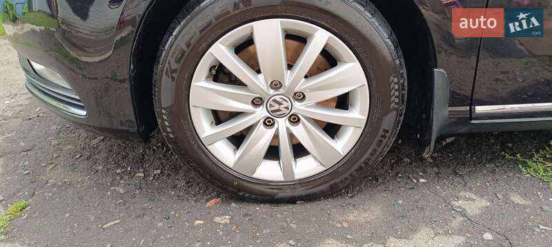Універсал Volkswagen Passat 2013 в Кременчуці