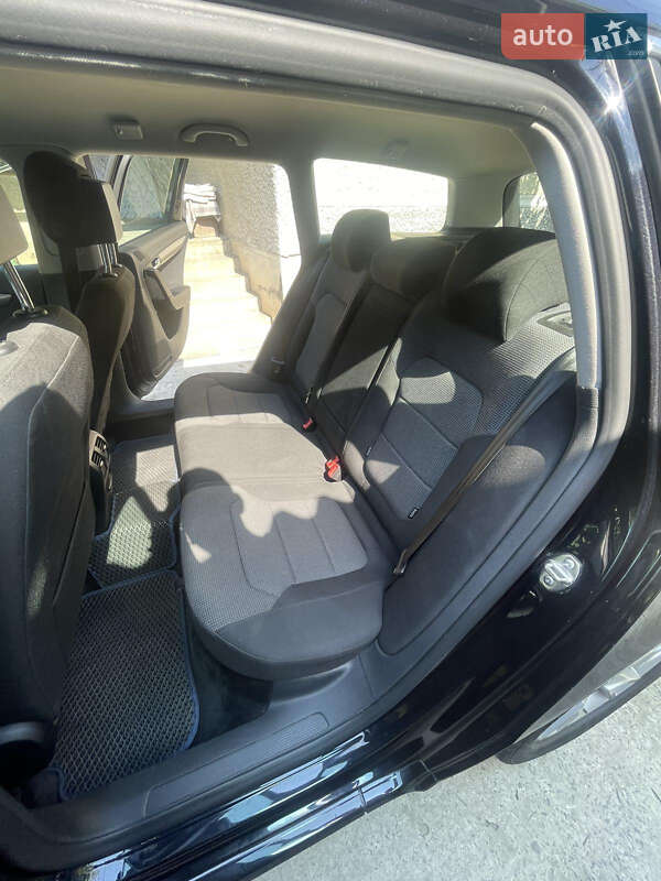 Универсал Volkswagen Passat 2013 в Перечине