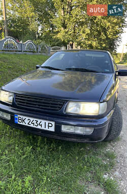Седан Volkswagen Passat 1995 в Дубні