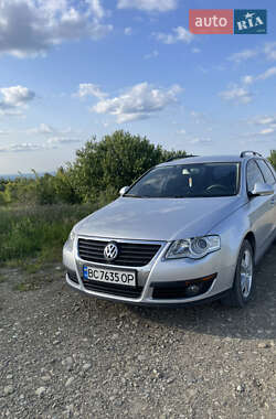 Універсал Volkswagen Passat 2010 в Стрию