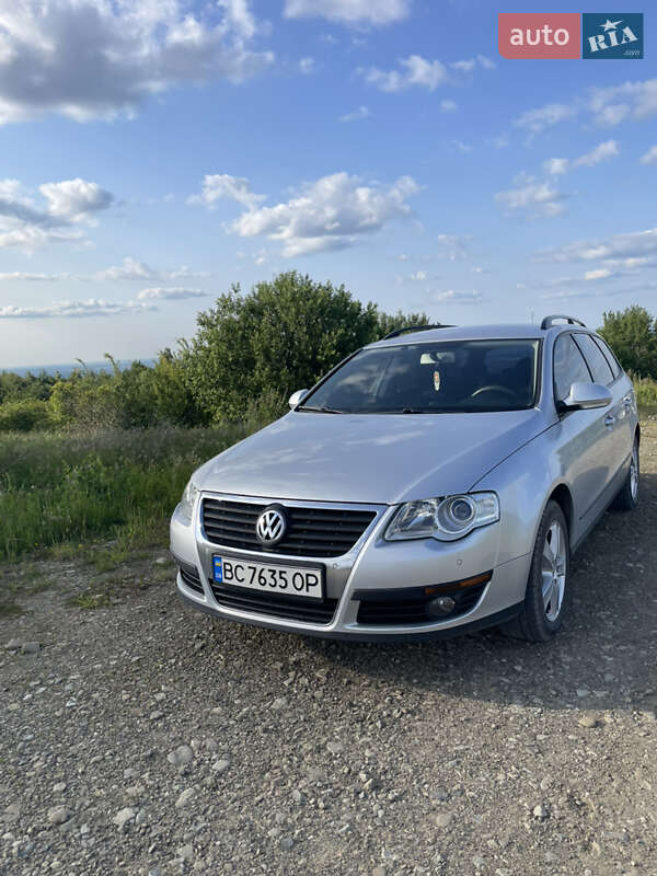 Volkswagen Passat 2010