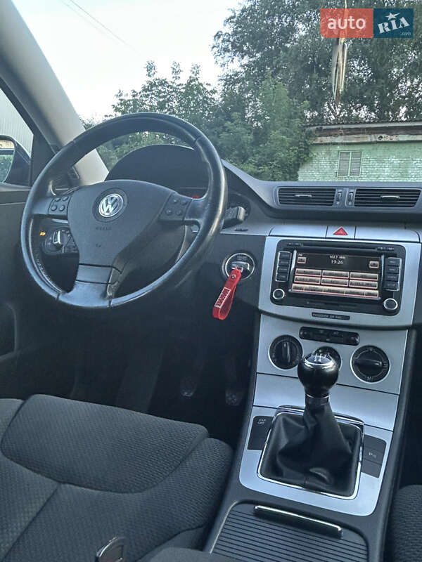 Универсал Volkswagen Passat 2007 в Житомире