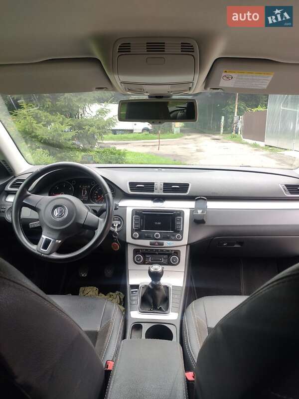 Универсал Volkswagen Passat 2011 в Броварах