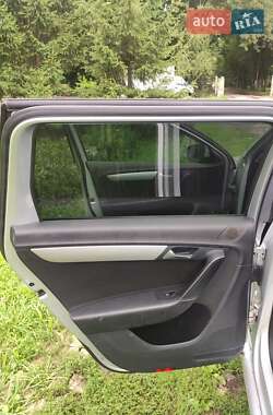 Универсал Volkswagen Passat 2011 в 