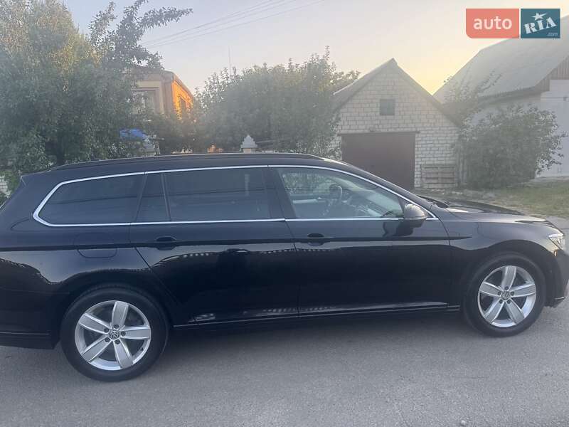 Универсал Volkswagen Passat 2015 в Харькове