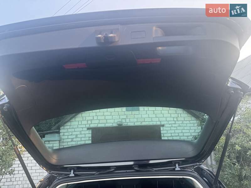 Универсал Volkswagen Passat 2015 в Харькове