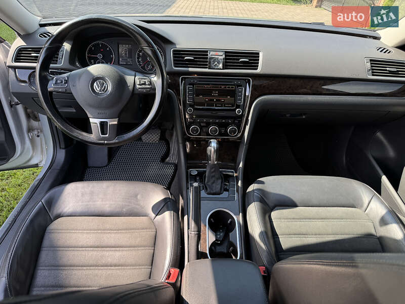 Седан Volkswagen Passat 2014 в Чорткове