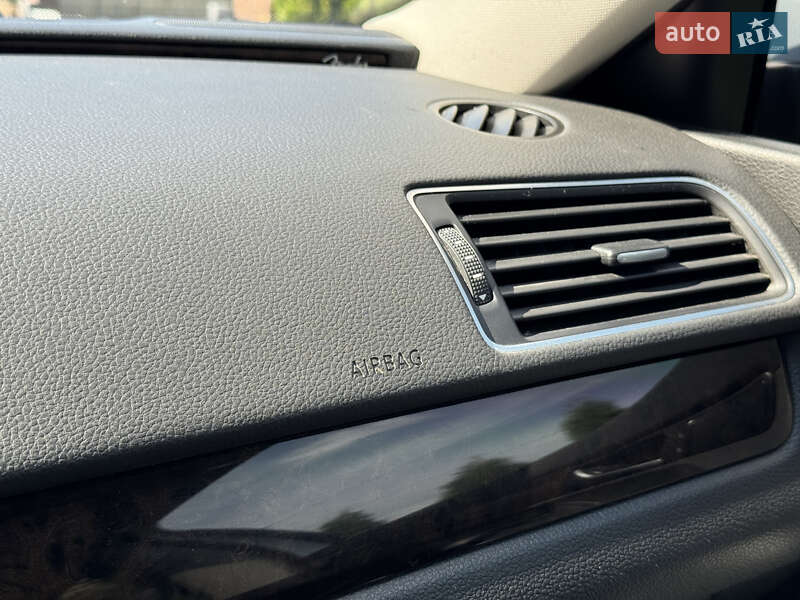 Седан Volkswagen Passat 2014 в Чорткове