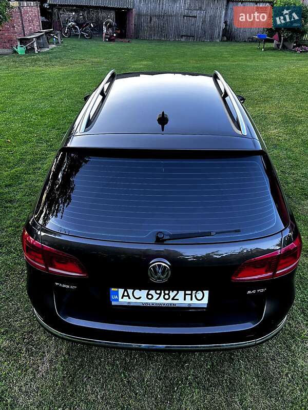 Універсал Volkswagen Passat 2014 в Луцьку