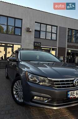 Седан Volkswagen Passat 2016 в Кривом Роге
