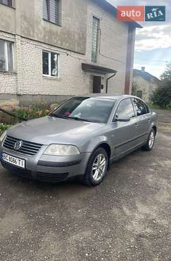 Универсал Volkswagen Passat 2000 в Яворове