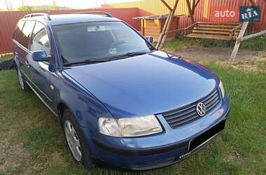 Універсал Volkswagen Passat 1999 в Львові