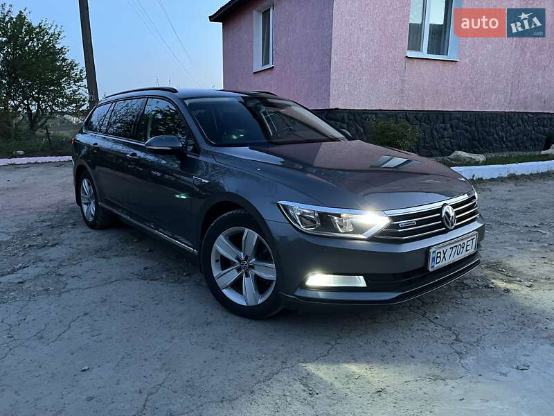 Универсал Volkswagen Passat 2017 в Хмельницком
