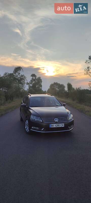 Volkswagen Passat 2011