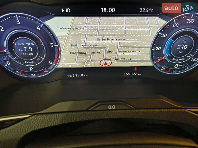 Универсал Volkswagen Passat 2017 в Киеве