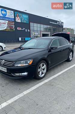Седан Volkswagen Passat 2011 в Калуше