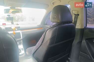 Седан Volkswagen Passat 2007 в  фото 3 Седан Volkswagen Passat 2007 в