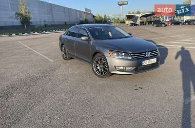 Седан Volkswagen Passat 2014 в Хмельницком