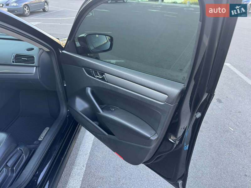 Седан Volkswagen Passat 2014 в Киеве фото 12 Седан Volkswagen Passat 2014 в Киеве