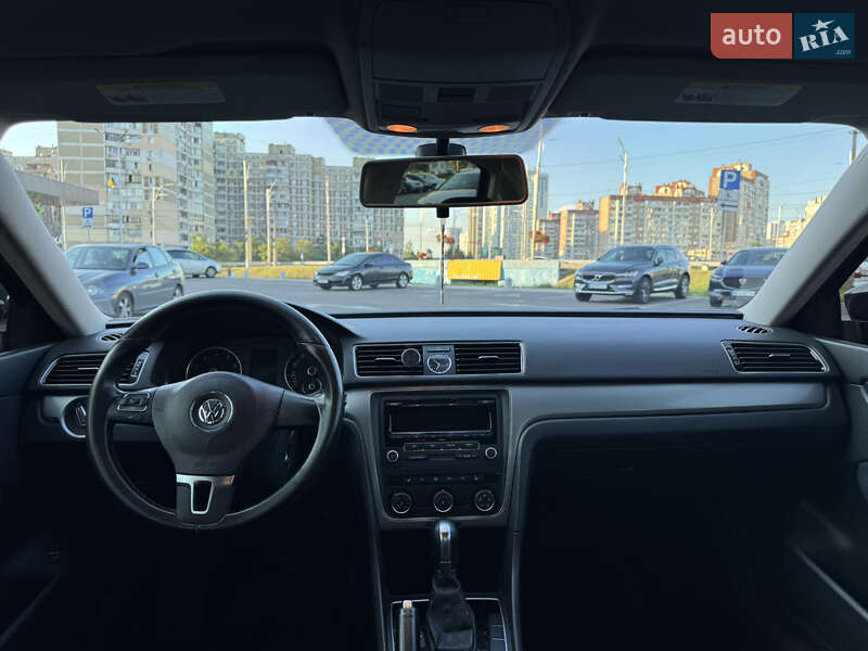 Седан Volkswagen Passat 2014 в Киеве фото 18 Седан Volkswagen Passat 2014 в Киеве