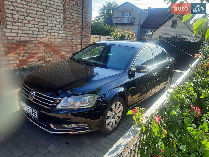Седан Volkswagen Passat 2011 в Луцке фото 4 Седан Volkswagen Passat 2011 в Луцке