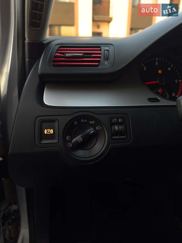 Универсал Volkswagen Passat 2010 в Ужгороде