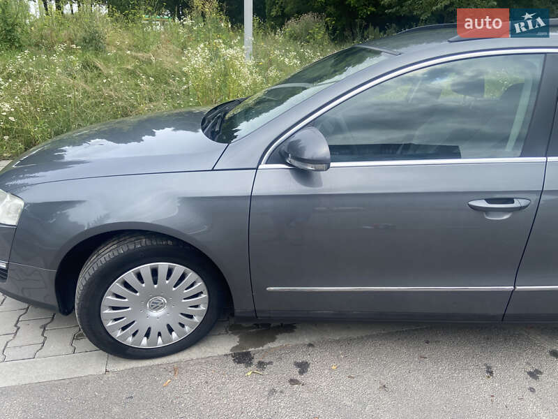 Універсал Volkswagen Passat 2007 в Дубні