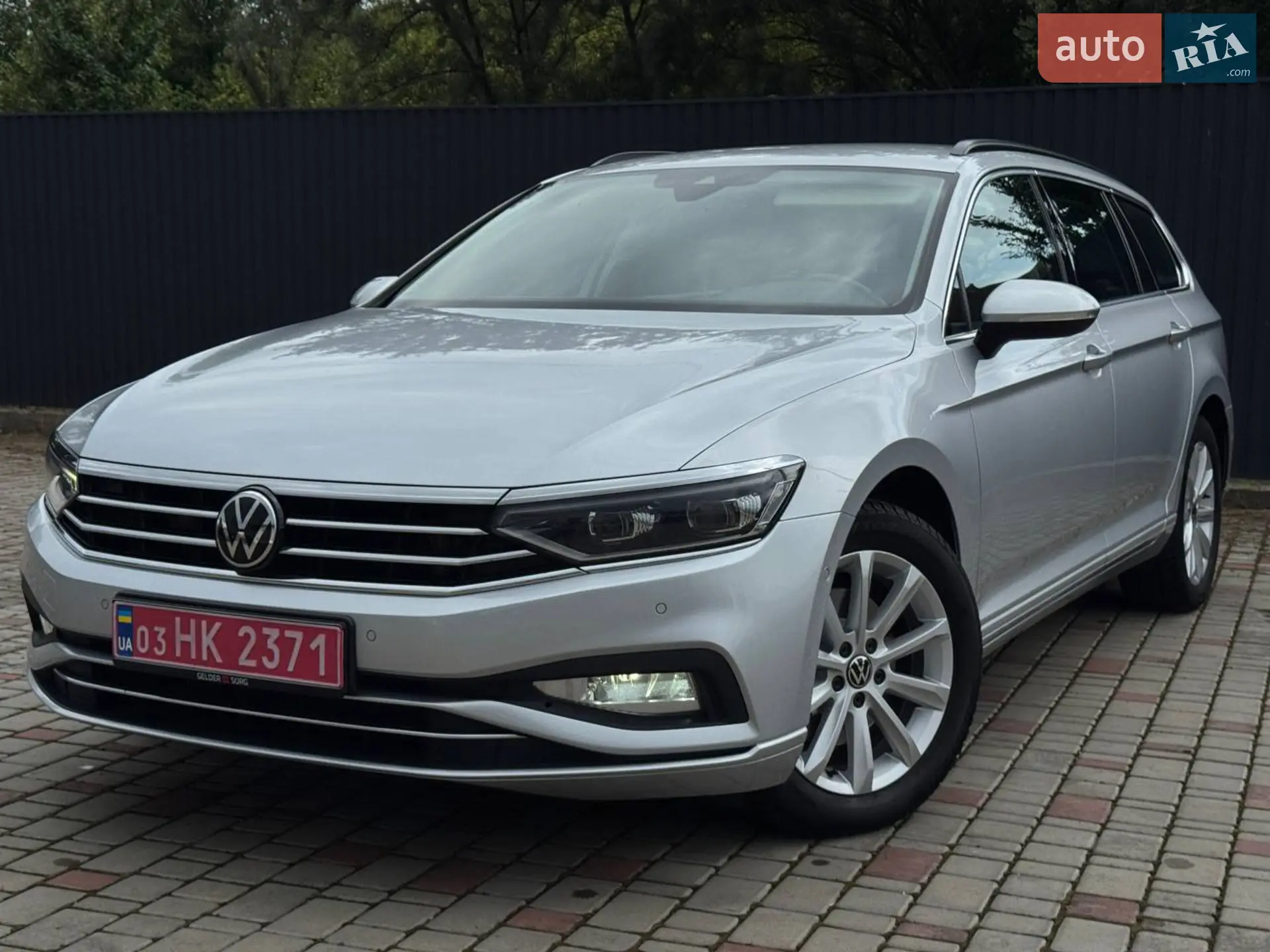 2021 Volkswagen Passat - фото 1