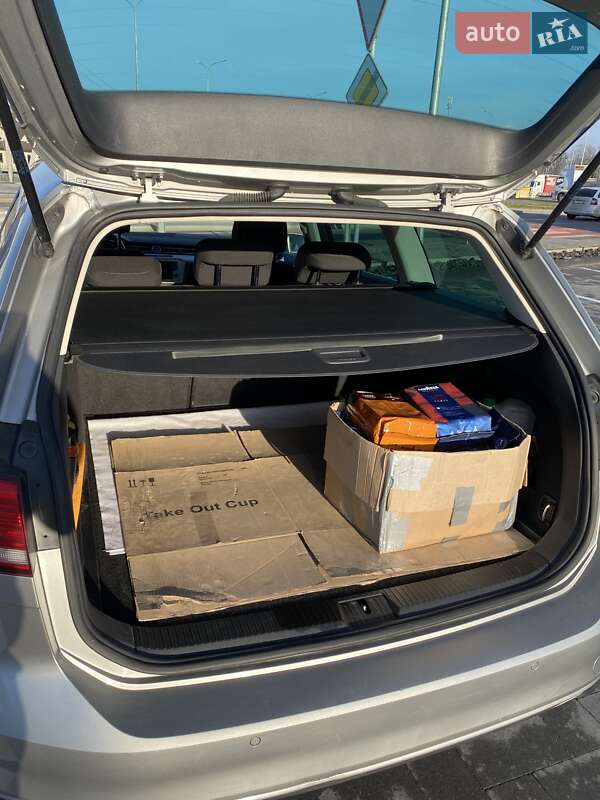 Універсал Volkswagen Passat 2016 в Луцьку