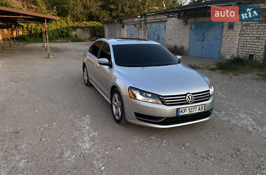 Седан Volkswagen Passat 2013 в Запорожье